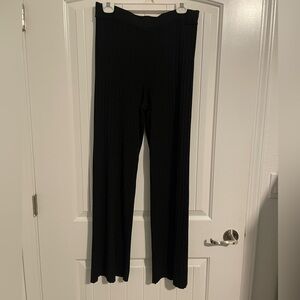H&M black ribbed flare pants size medium.